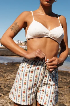 Ysé Short Tout juste éveillée^ Les Bas|Le Beachwear