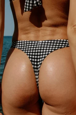 Ysé Tanga Cabine secrète^ Les Deux Pièces