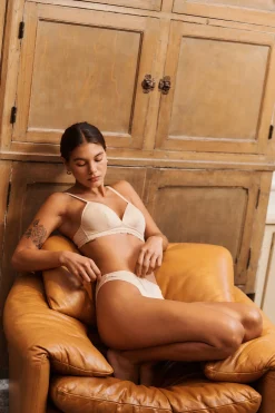 Ysé Triangle mousse Histoire de femmes^ Les Soutiens-Gorge