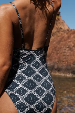 Ysé Une pièce Dîner d'été^ Les Une-Pièce